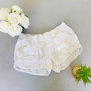 Jolt Size 9 White Shorts